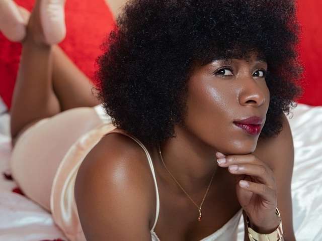 CARDYKAMBELL free sexy photo