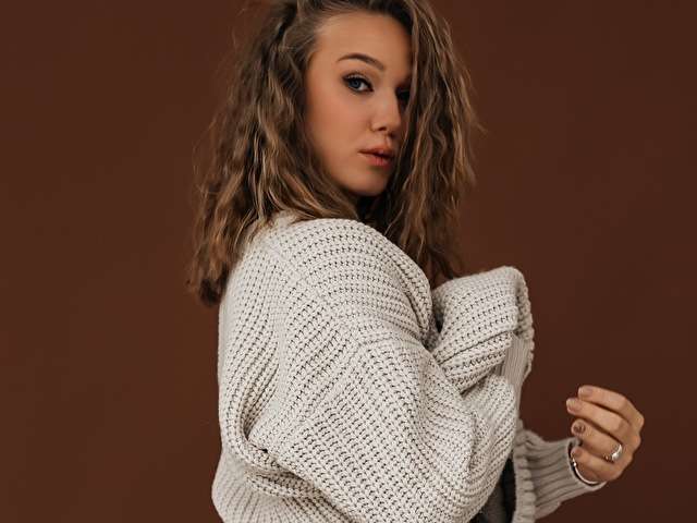 MIAMORRIS88 free sexy photo