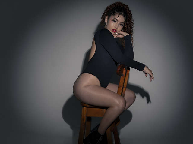 JULIANCHURCH free sexy photo