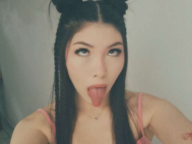 VIOLET1 free sexy photo