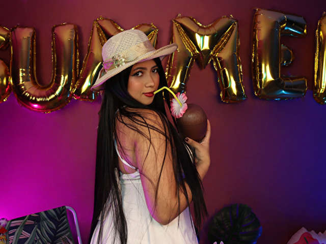 KIARAVEGA free sexy photo