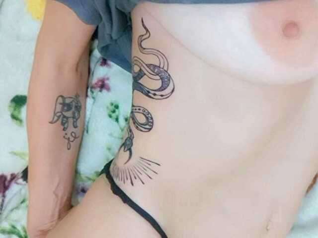MINNIEDREW free hard sexy photo