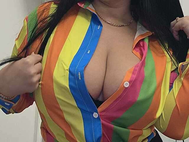 VICKYDIVINEE free sexy photo
