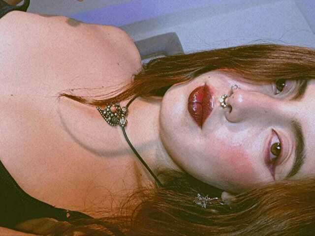 DAINAEVANSS free sexy photo