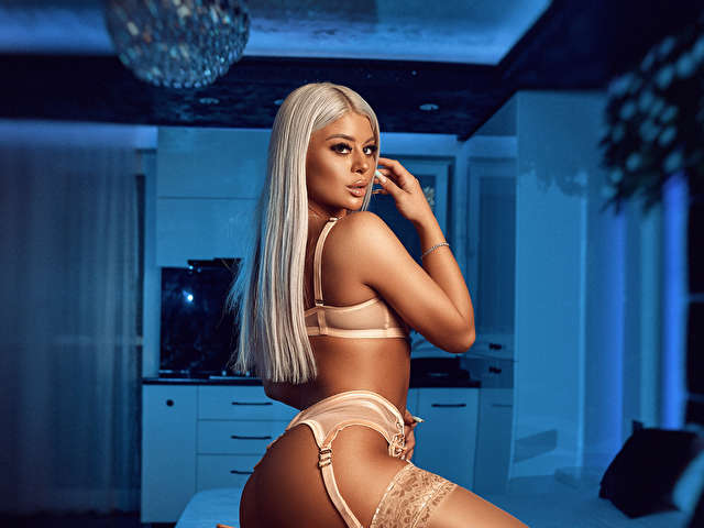 TIFFANYYVES free sexy photo