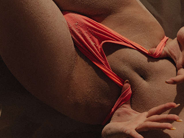 SOLAZOLAA free sexy photo