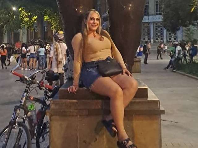 TSKAMIITITS free sexy photo