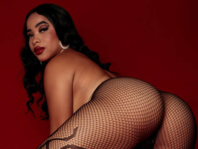 KARLABELUCCI free sexy photo