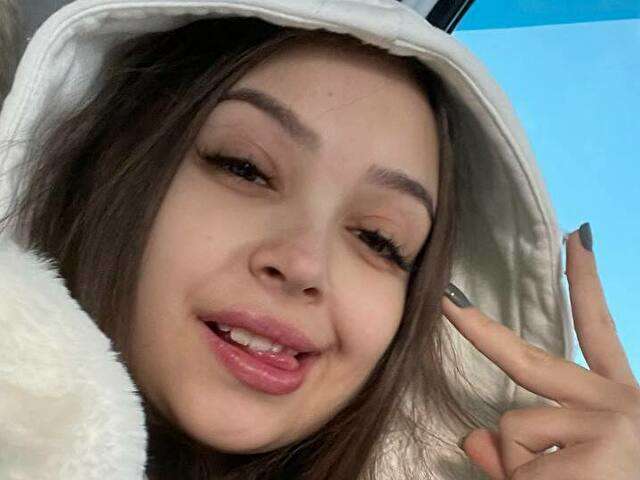 YULIANNAX free sexy photo
