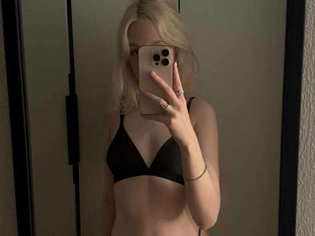 WILDALICE free sexy photo