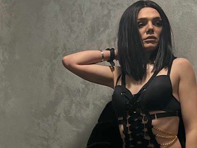 VANESSA4DOM free sexy photo
