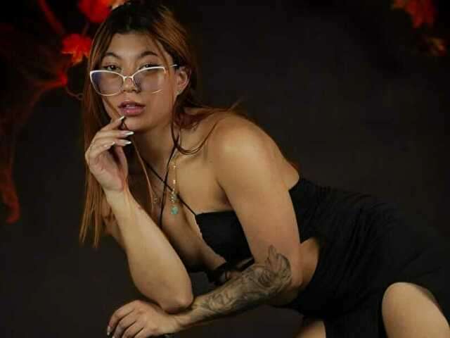LISSYM free sexy photo