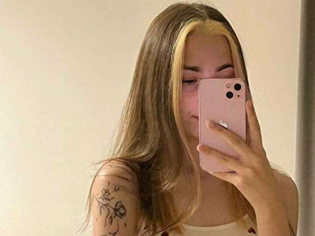 LITTLEPUSSY free sexy photo