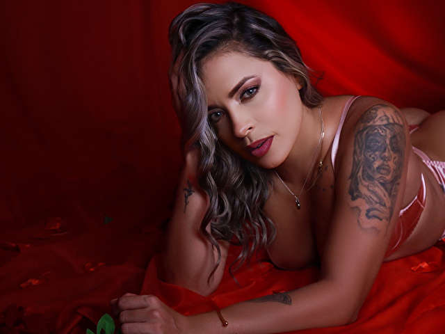 CHANTALLMILAN free hard sexy photo