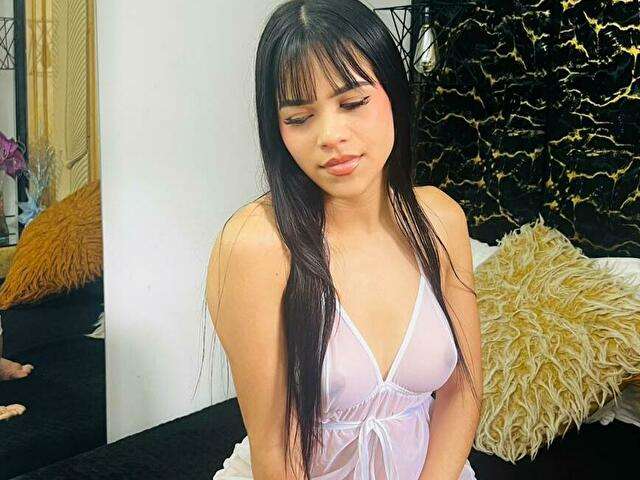 IVONEJANICE free hard sexy photo
