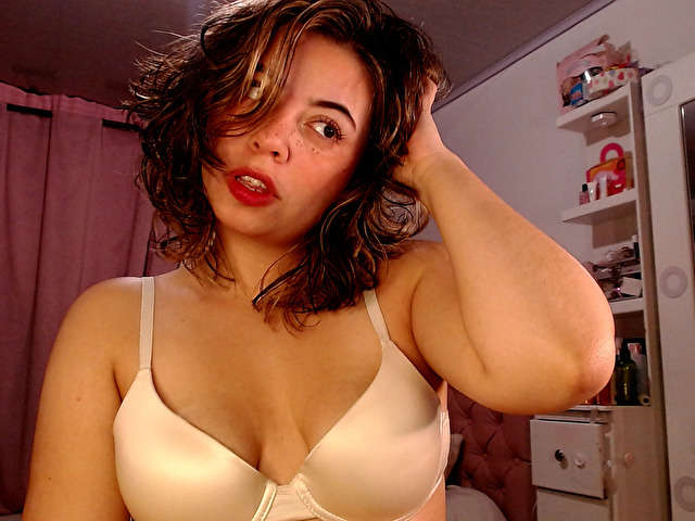 MISSHONEY free sexy photo
