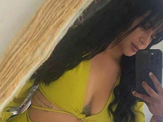 TAYLORSAINZ1 free sexy photo
