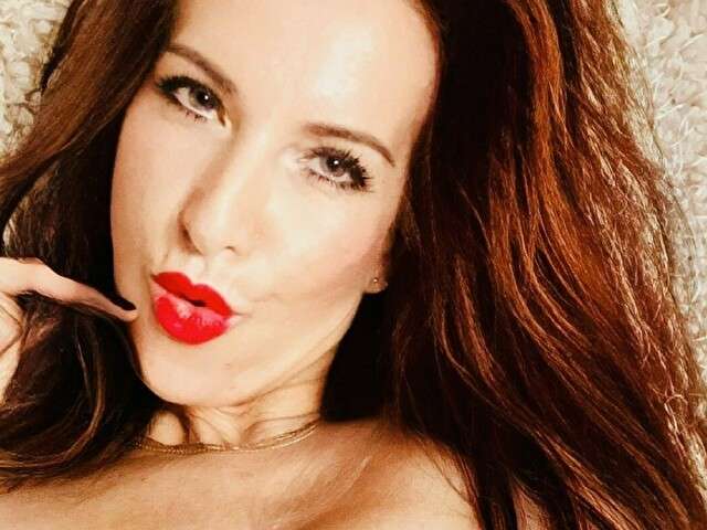 HOTCHANTAL free sexy photo