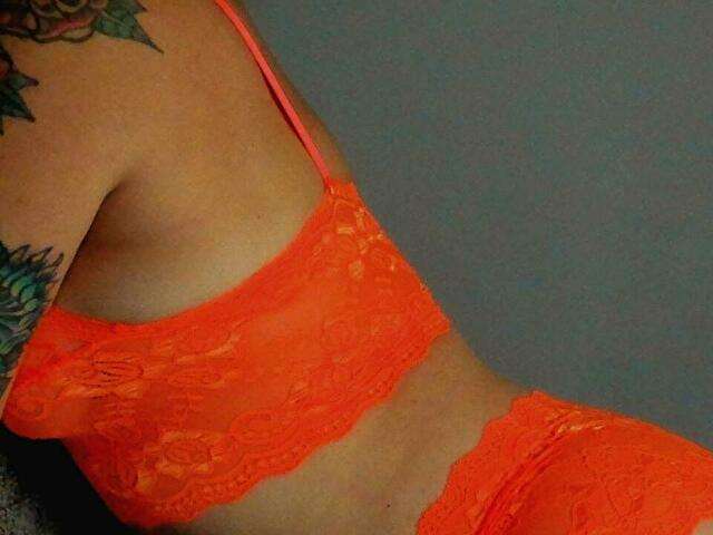 ROBIJNTJE free sexy photo
