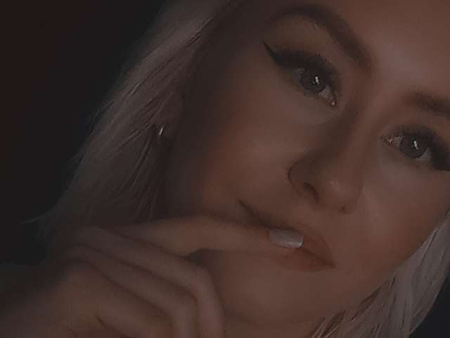 OLIVIAHORNY free sexy photo
