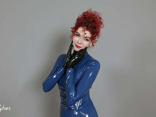 LATEXRAPTURE free sexy photo
