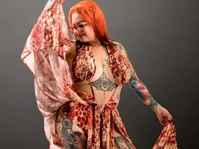 EMILYROUSSE free sexy photo