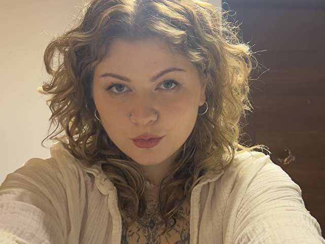 ALINADIRTY free sexy photo