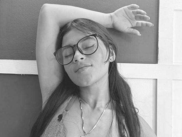 RASHELDEROSA1 free sexy photo
