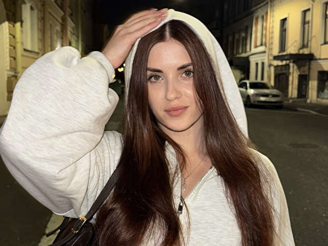 MISSLUCY free sexy photo