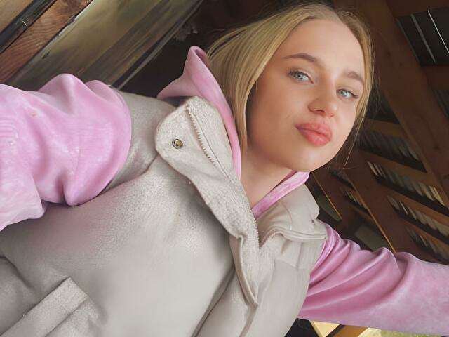 AMMYHILL free sexy photo