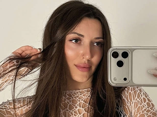 SWEETTI free sexy photo