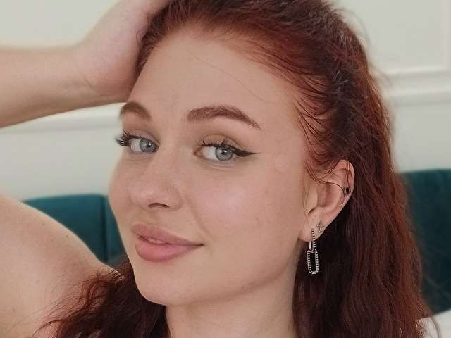 LIZZYBEX1 free sexy photo