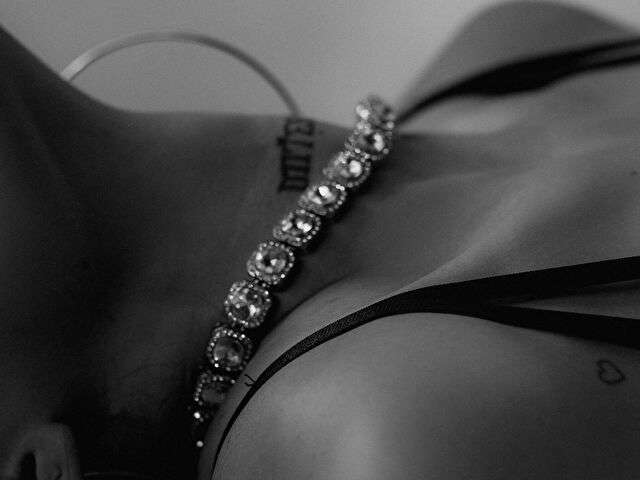 LUNNANOIR free sexy photo
