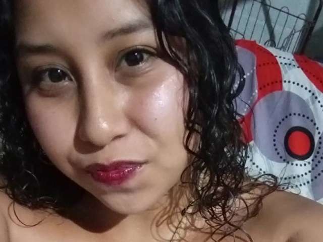 MIAVELVETX1 free sexy photo