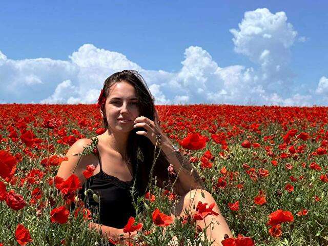 SOFILUNE free sexy photo