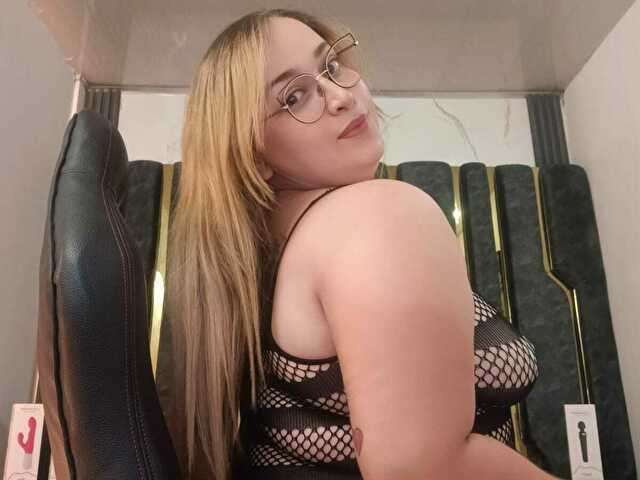 NATASHABLOND free sexy photo