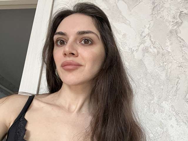FLIRTYROXI1 free sexy photo