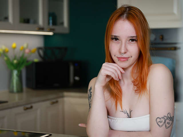 SONYAKISS free sexy photo