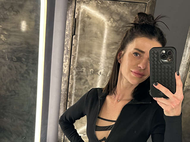 HONEYVIBE free sexy photo