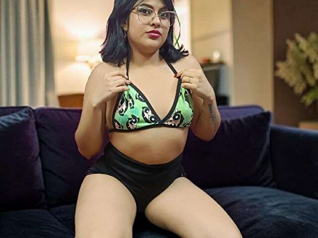 PRETTYANGELX free sexy photo