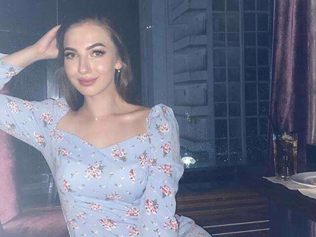 EVAAA free sexy photo