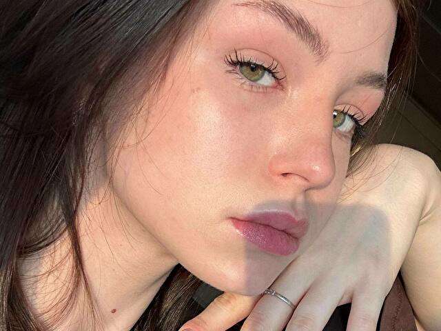 LORICUTE free sexy photo