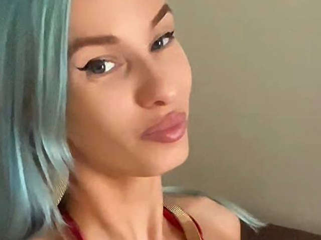 IRISKAWILD free sexy photo