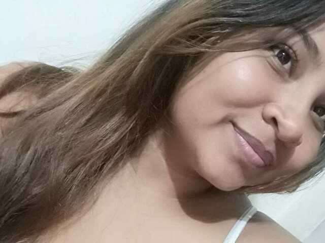 AMAYARIVERA free sexy photo