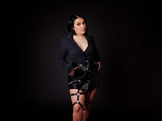 GODESSUNIQ free sexy photo