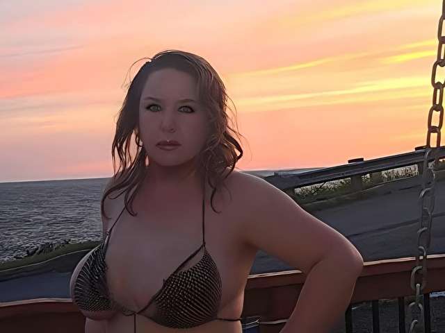 CLICKICISEXY free sexy photo